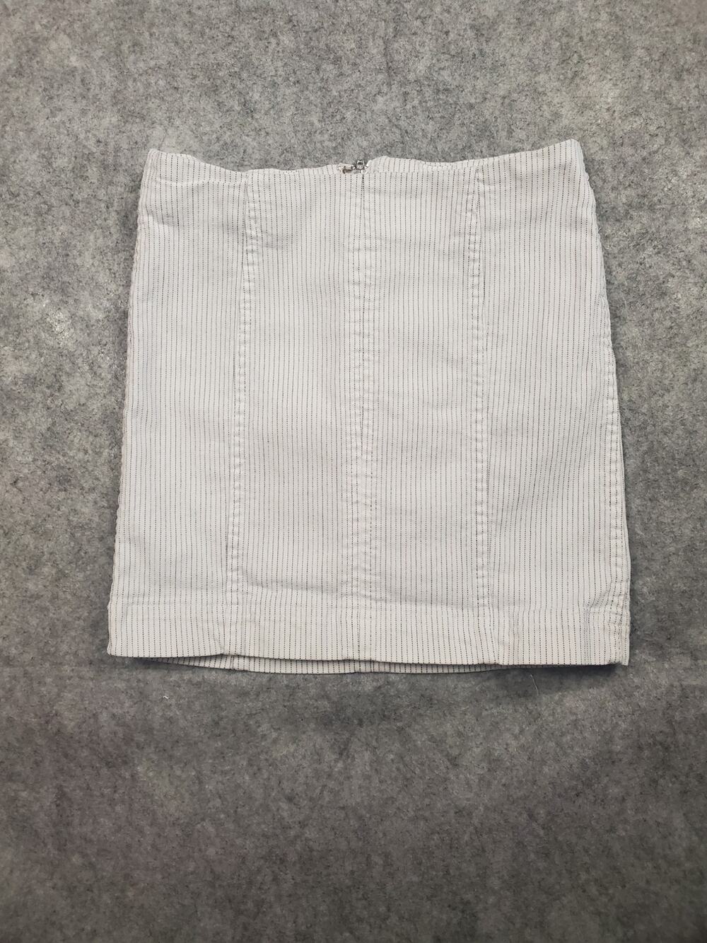 Women's Free People Size 0 Stretchy White & Black Pinstripe Mini Skirt